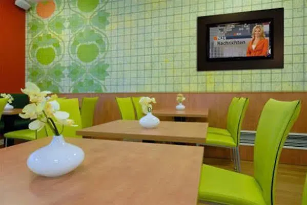 B&B Hotel Frankfurt-West Eschborn